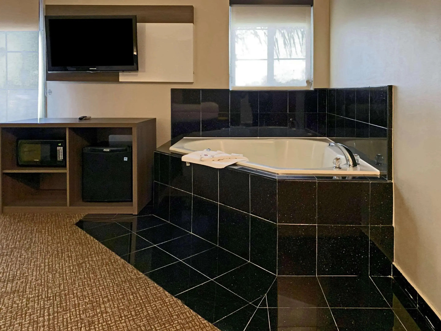 Comfort Suites Oceanside Camp Pendleton Area