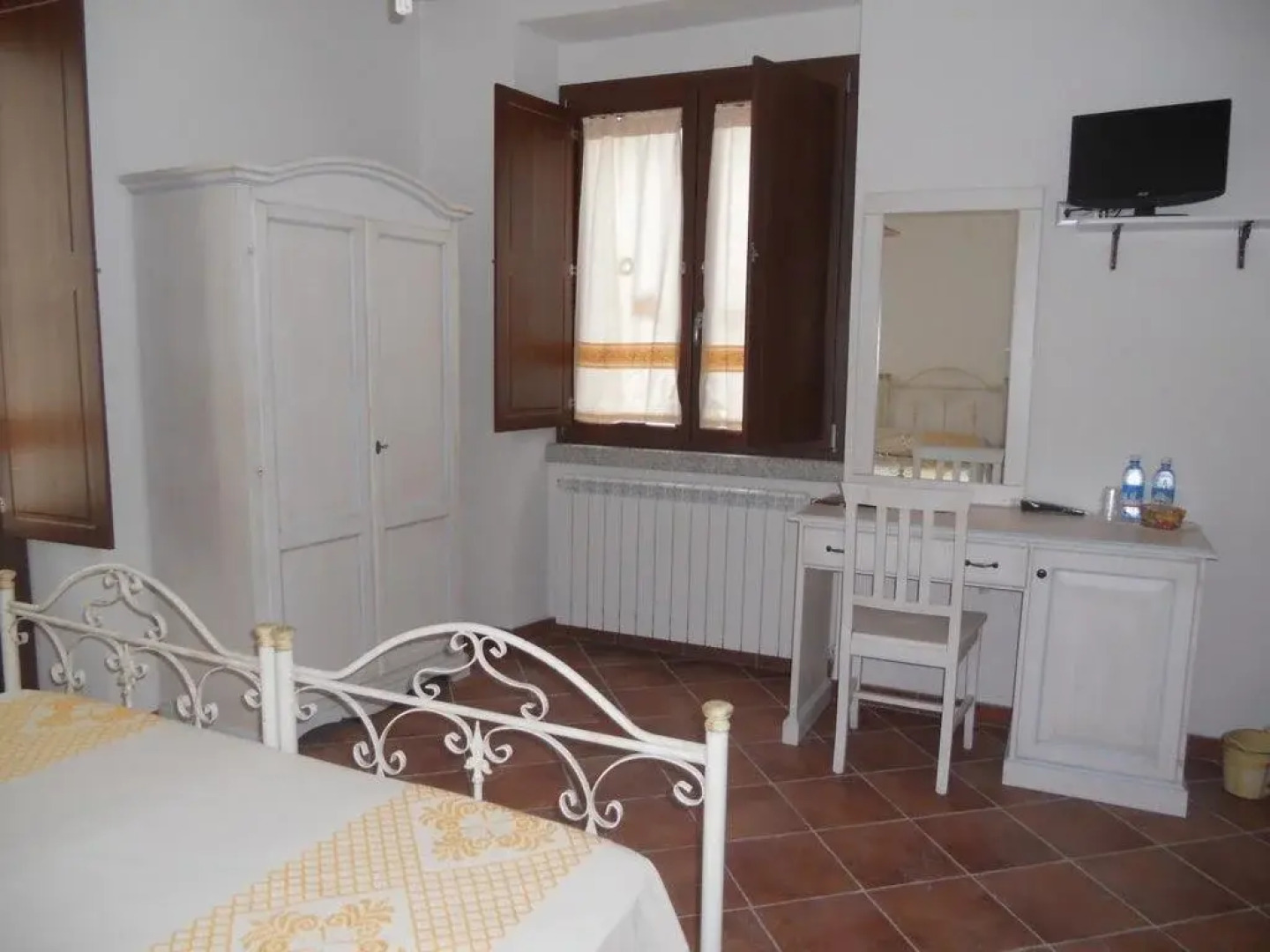 Santa Rughe Guest House