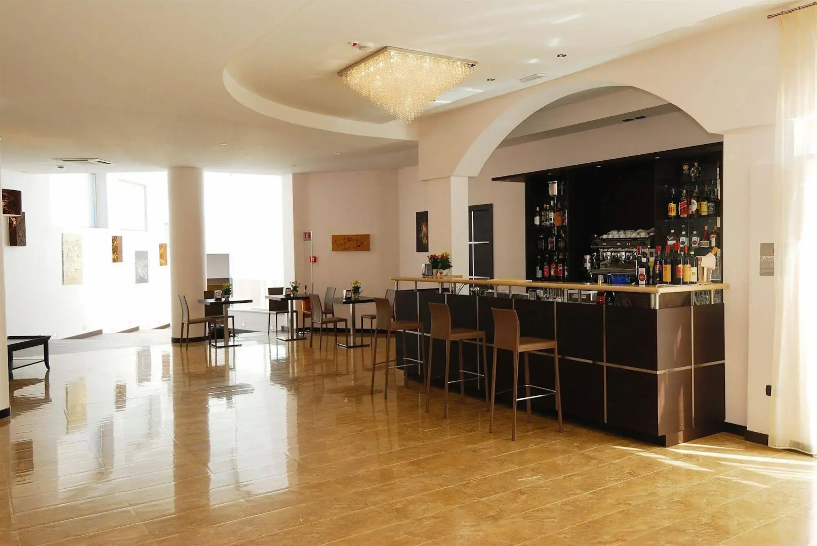 Hotel For You