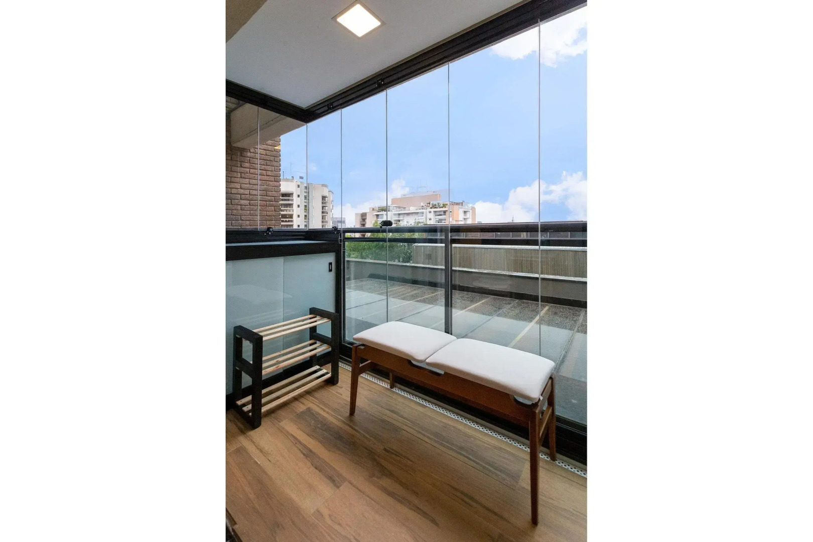 Apartamento novo, silencioso e com infraestrutura de lazer na Vila Madalena.