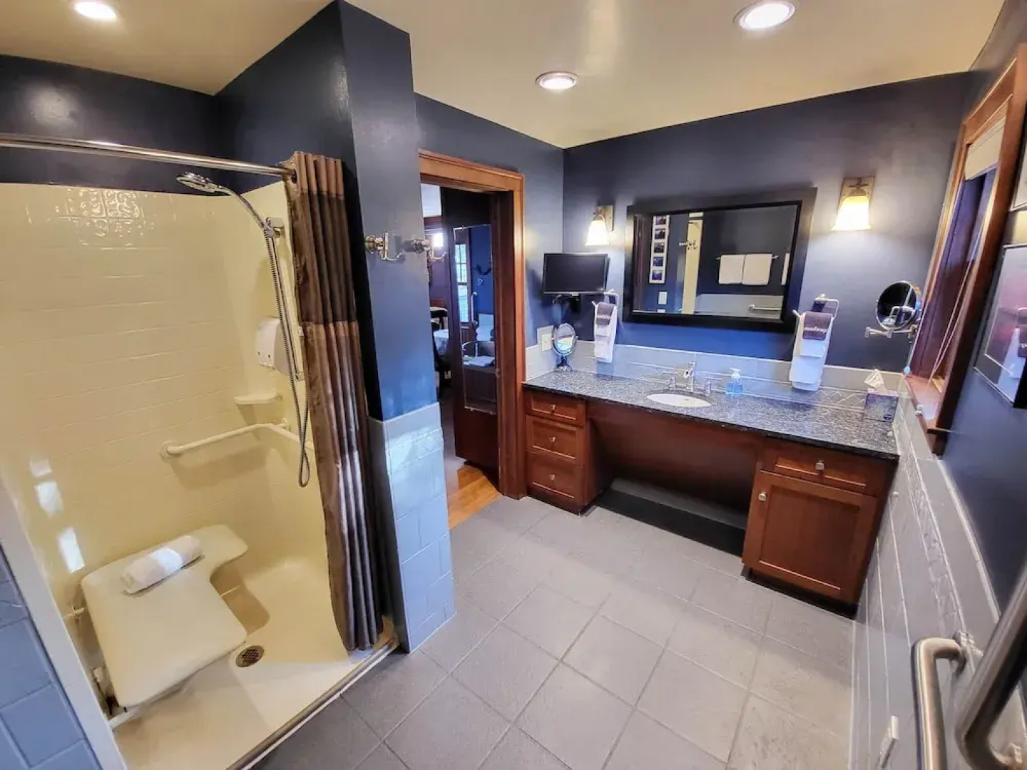 Historic Salyards Mansion by Heirloom Boutique Collection