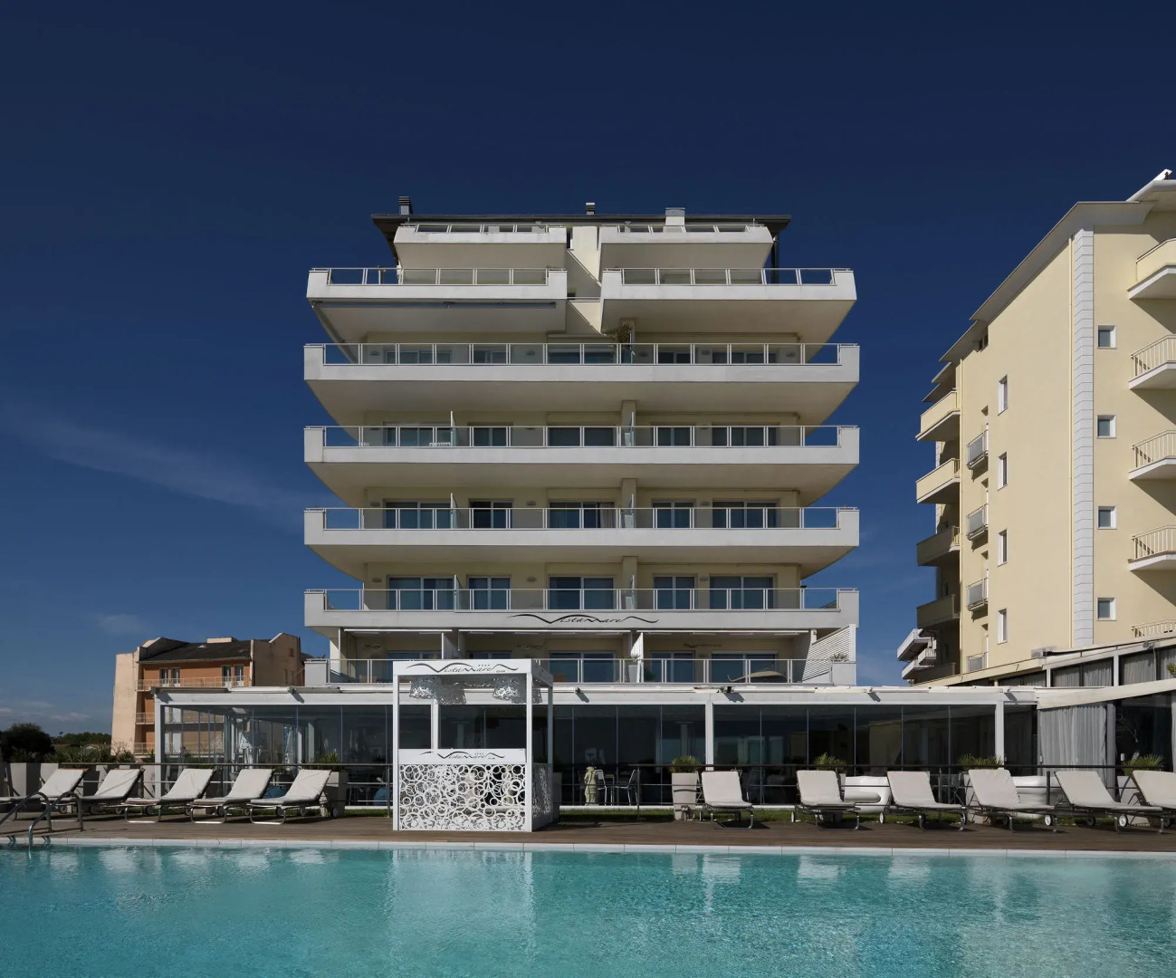 Vistamare Suite Hotel