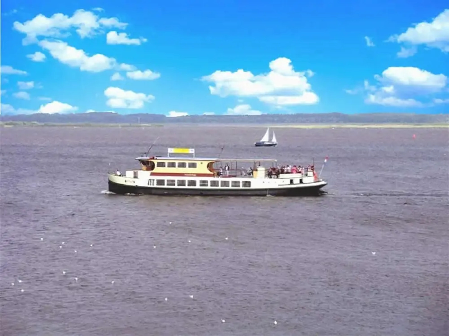 6 Pers Harbor House Nirvana on the Marina With Lake View and Sauna