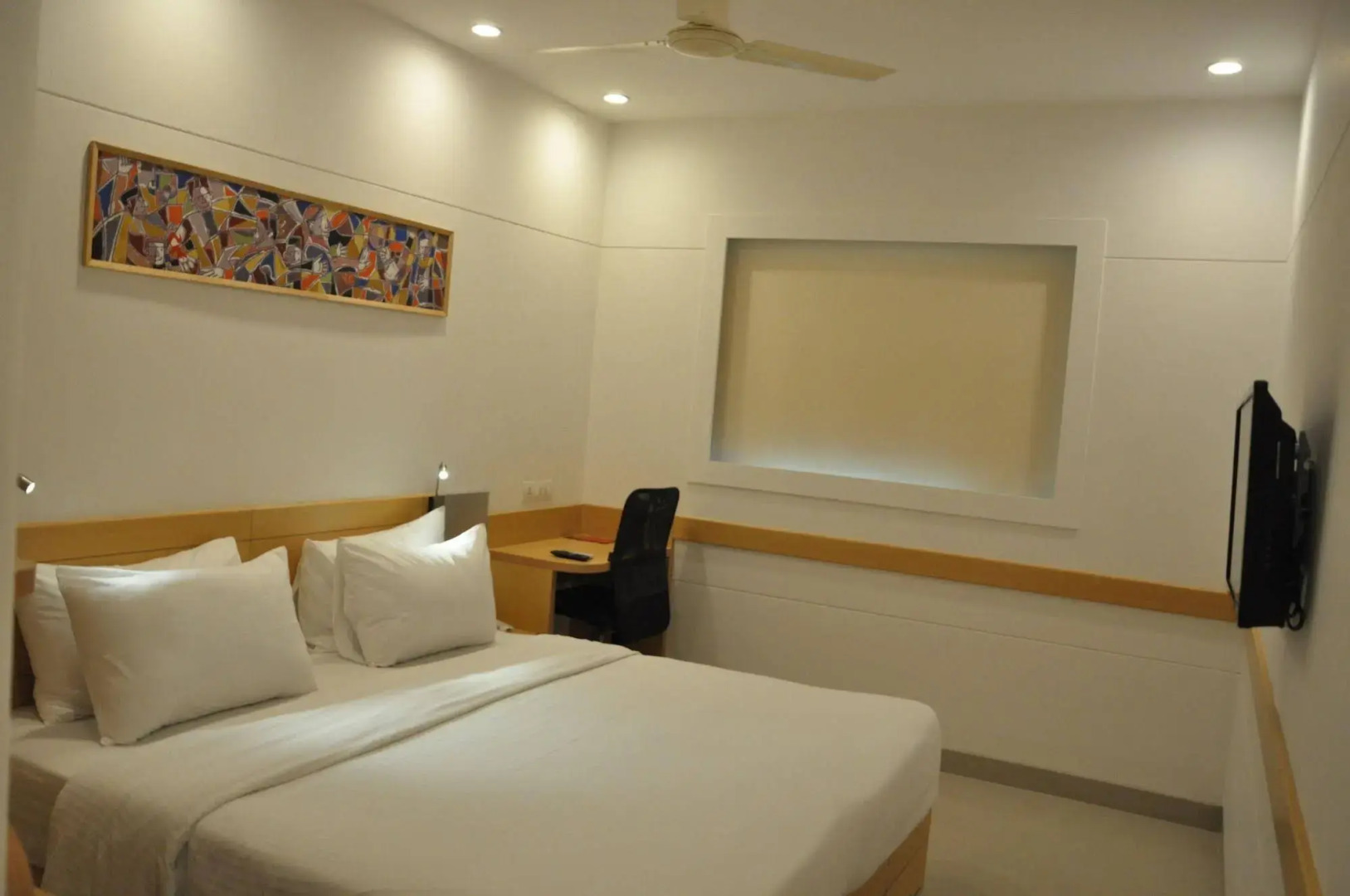 Red Fox Hotel Chandigarh