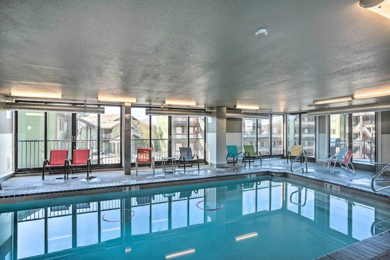 Resort-style Condo w/ Lake Chelan & Mtn Views