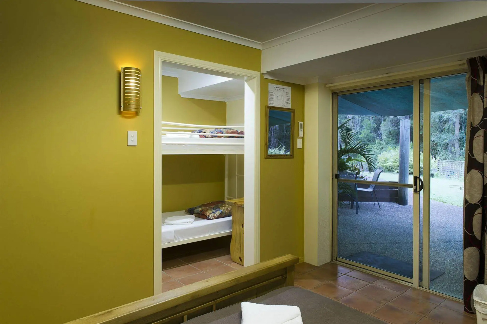 Glass House Mountains Ecolodge