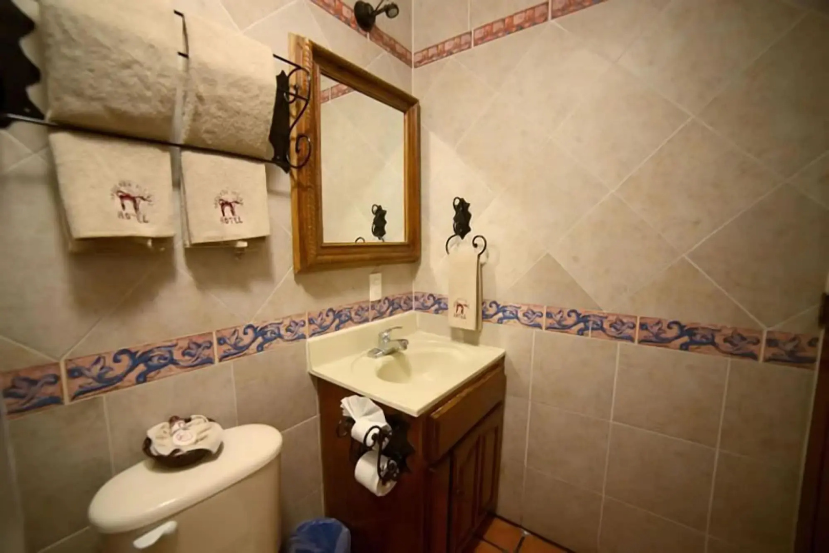 Hotel Hacienda del Sol