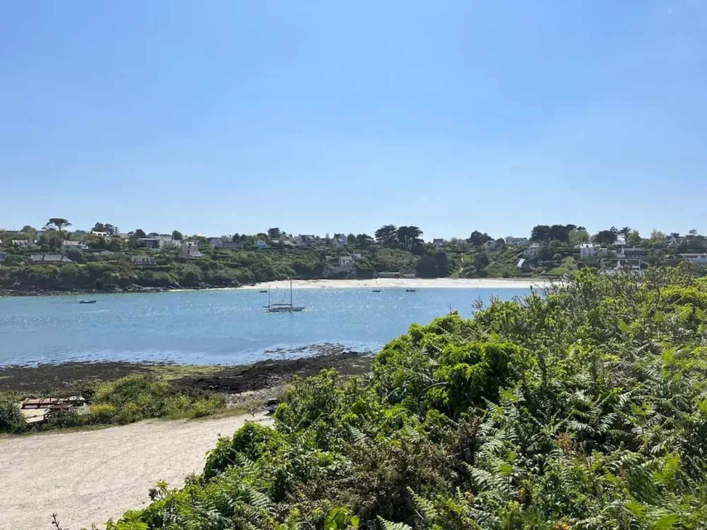 Pretty House 50m From the sea