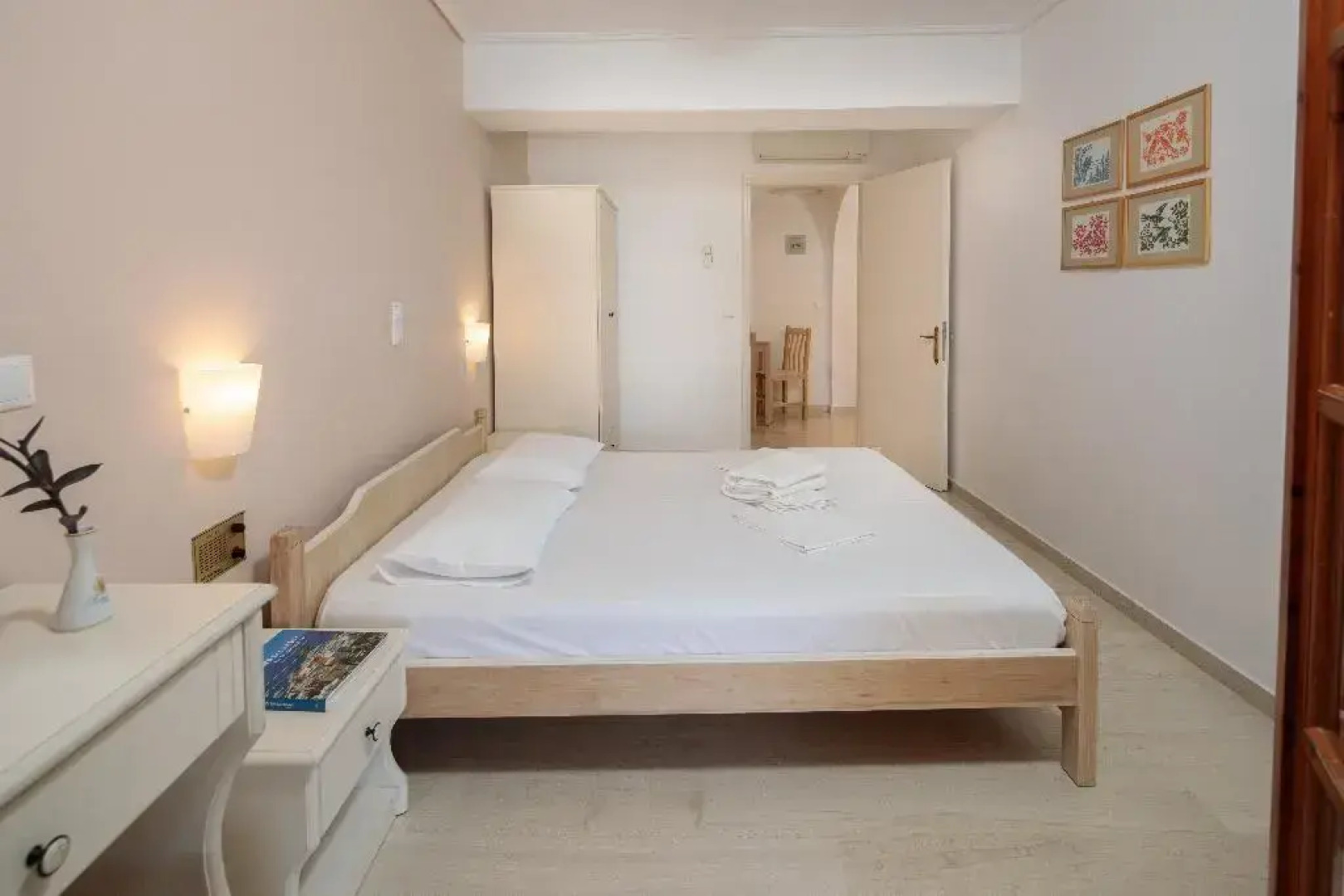 Proteas Hotel & Suites