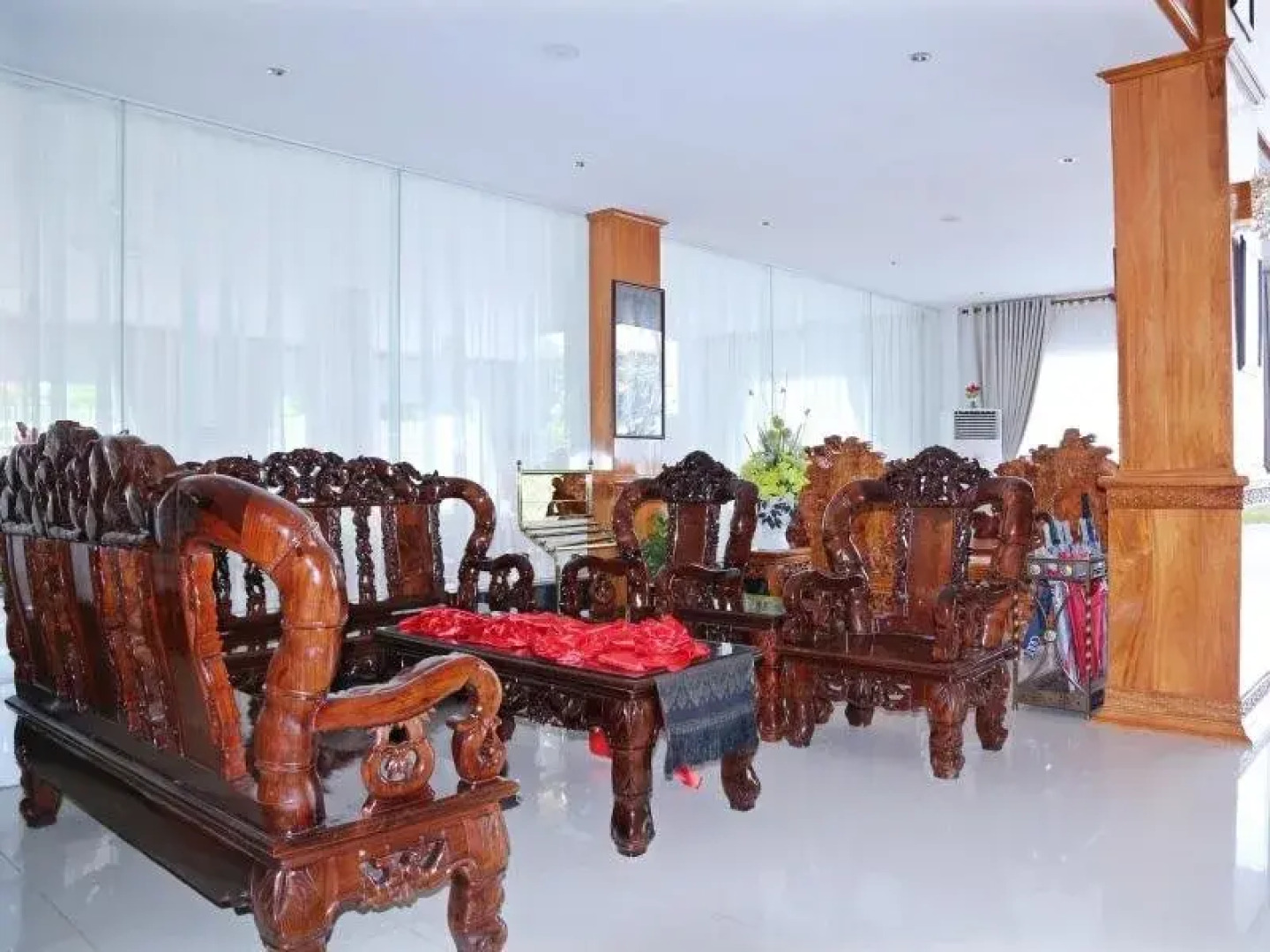 Mekong Dolphin Hotel