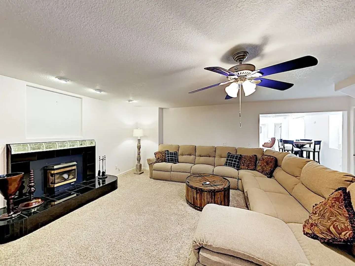 11750 Atascadero - 5 Br Home