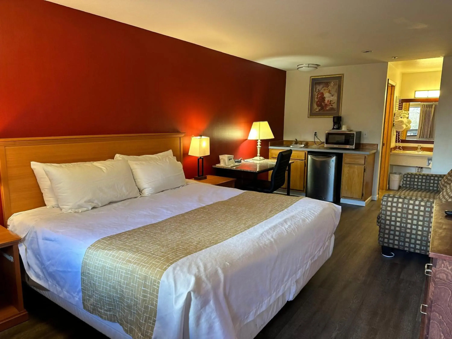 Econo Lodge Edmonds North Seattle