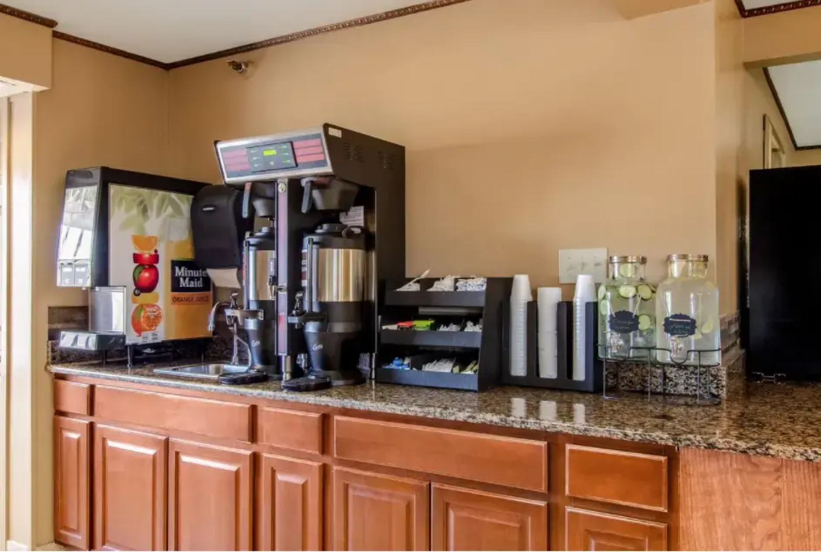 Americas Best Value Inn And Suites Fort Collins East I25