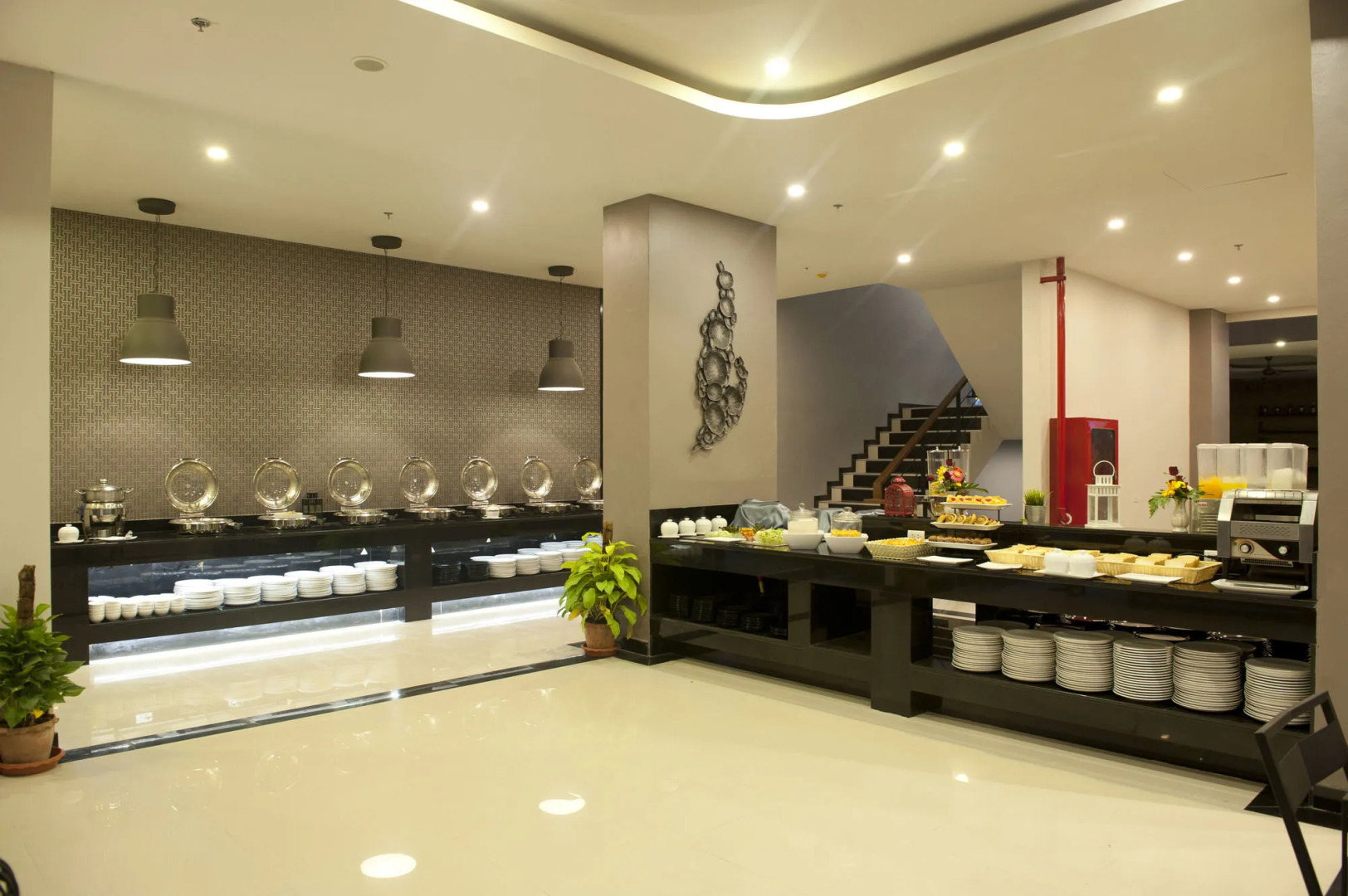 Отель The Gig Hotel