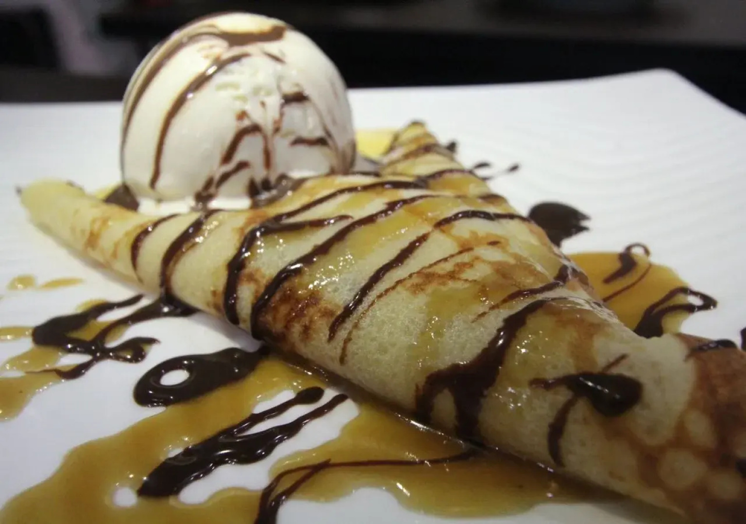 Sarrosa International Hotel and Residential Suites