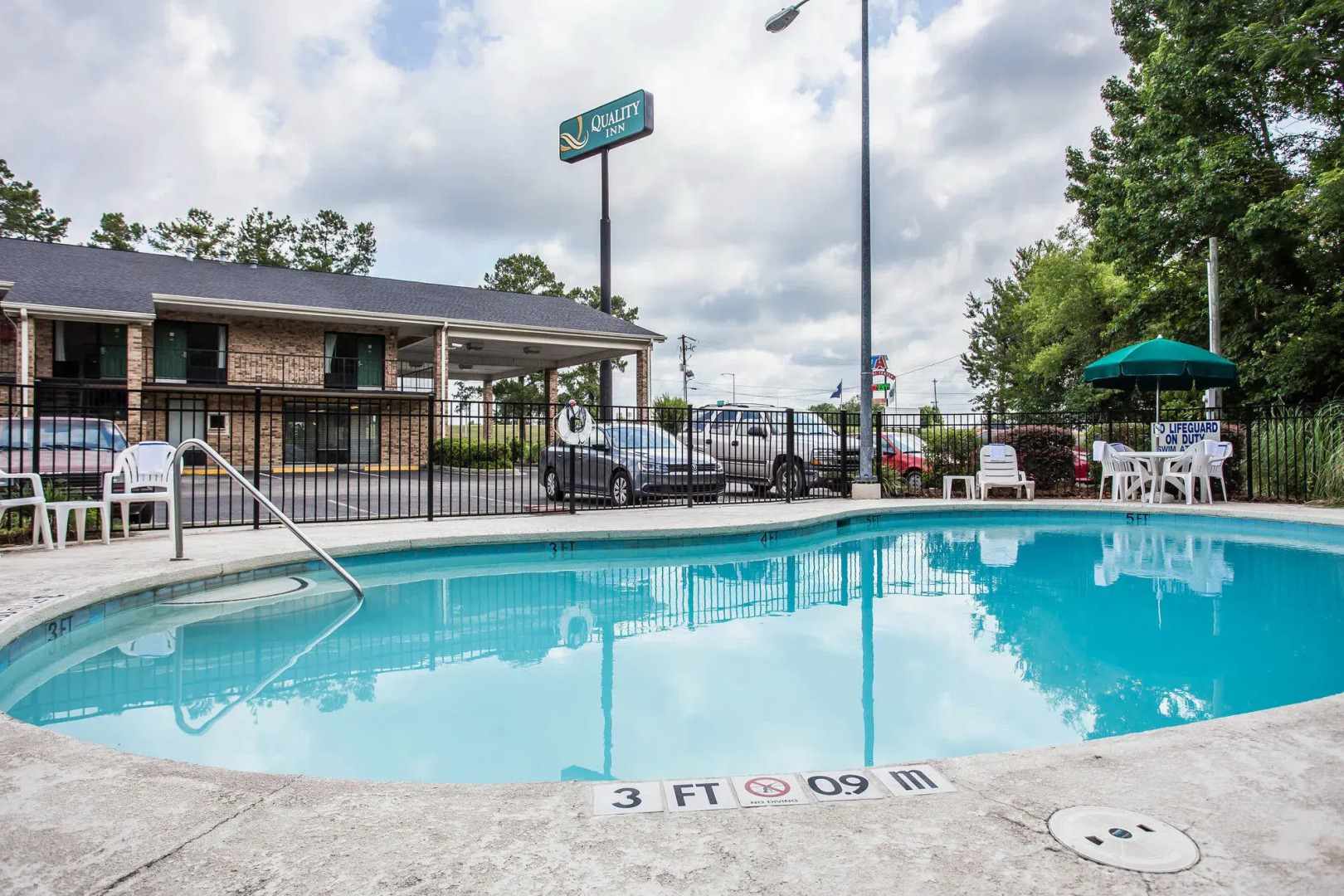 Quality Inn Manning I-95