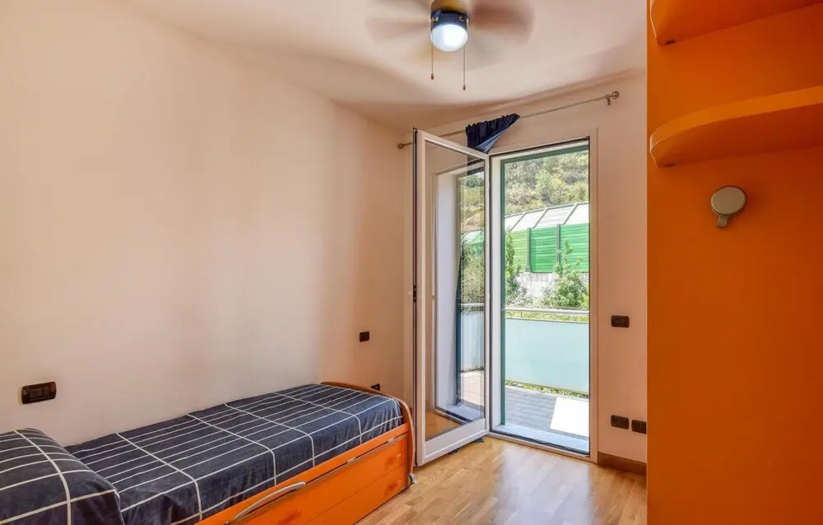 Awesome Home in Vado Ligure With Internet and 2 Bedrooms