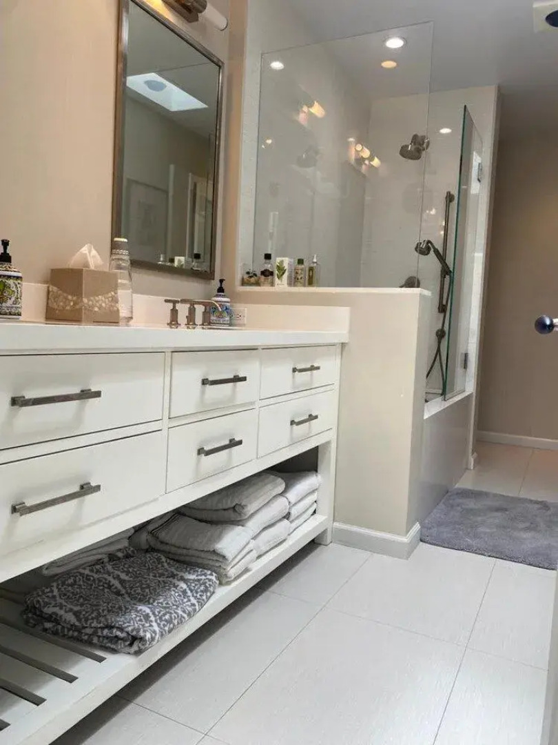 Charming 4-bed Villa in Malibu