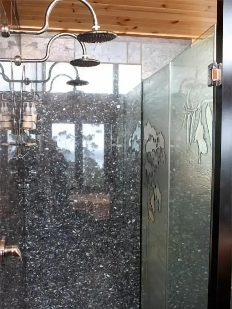 Woodbridge Hill Hideaway