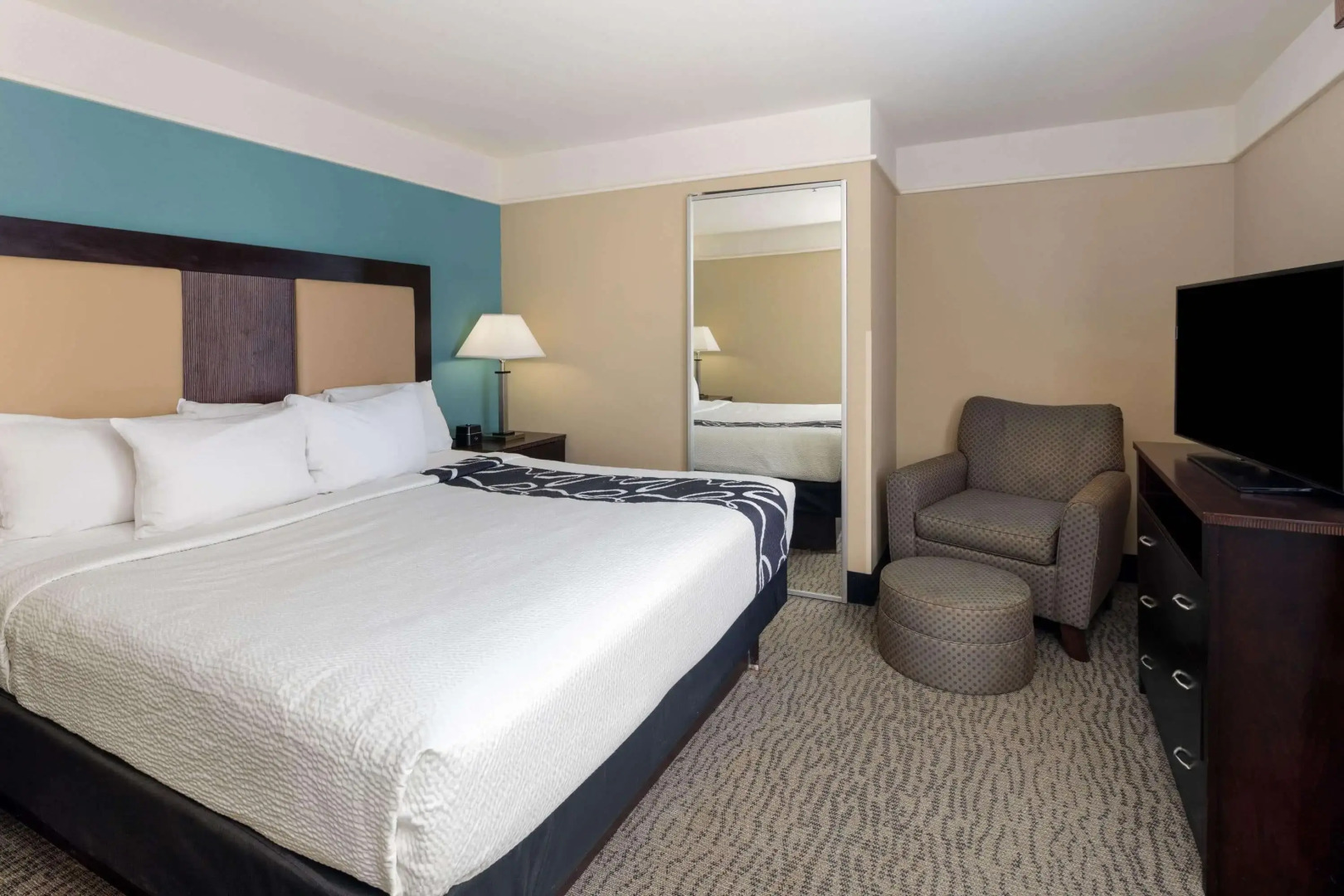 La Quinta Inn & Suites by Wyndham Savannah Airport - Pooler