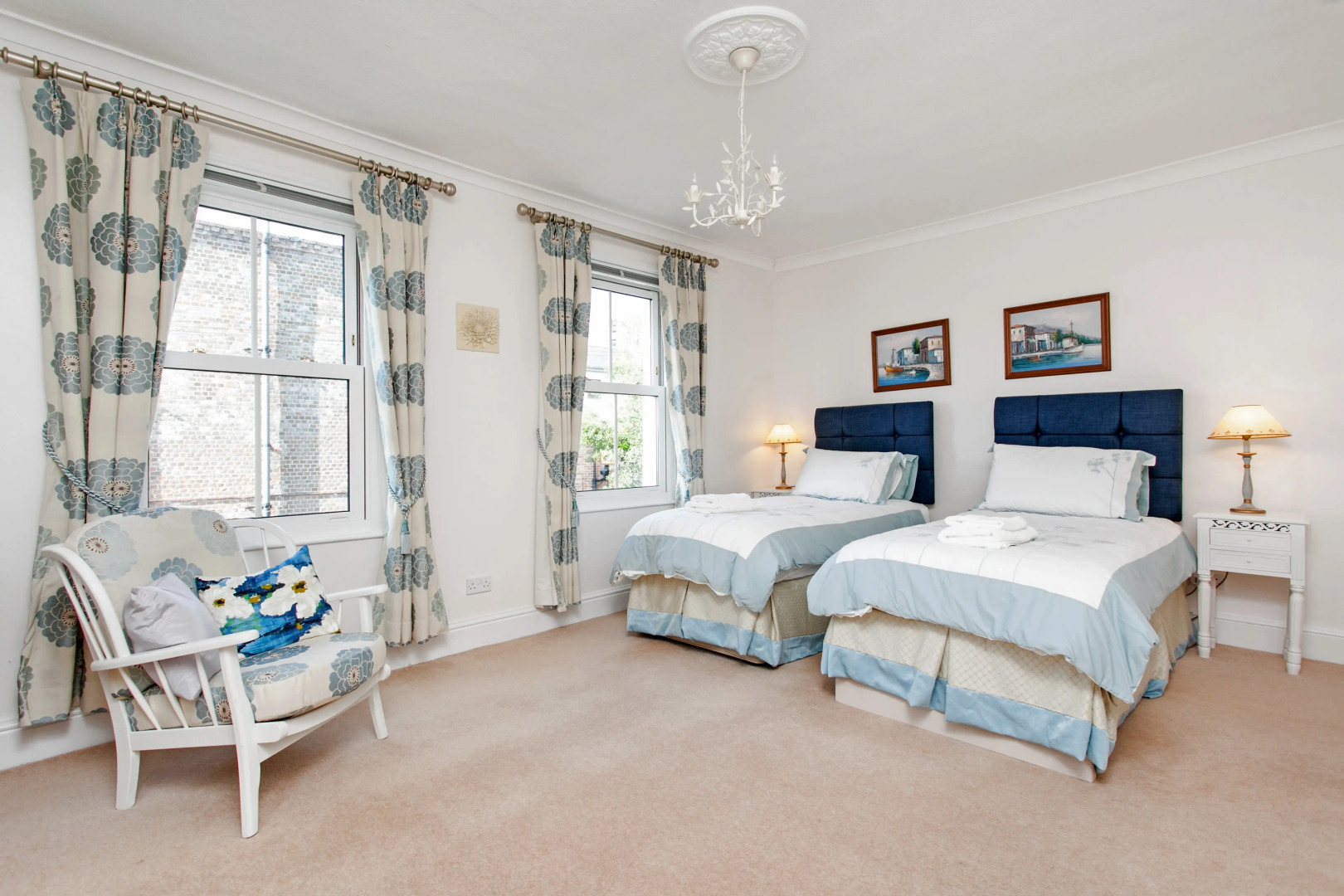 All the city has to offer just a stone's throw away