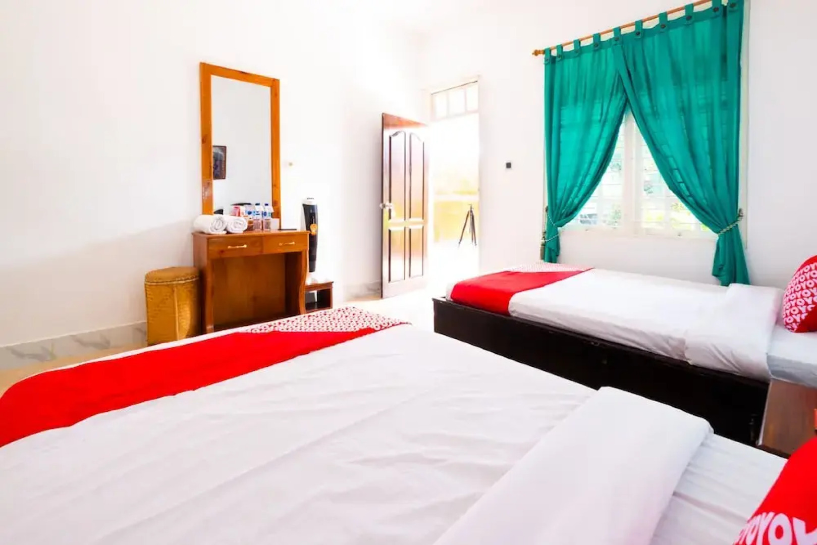 OYO 1320 Green Orry Inn