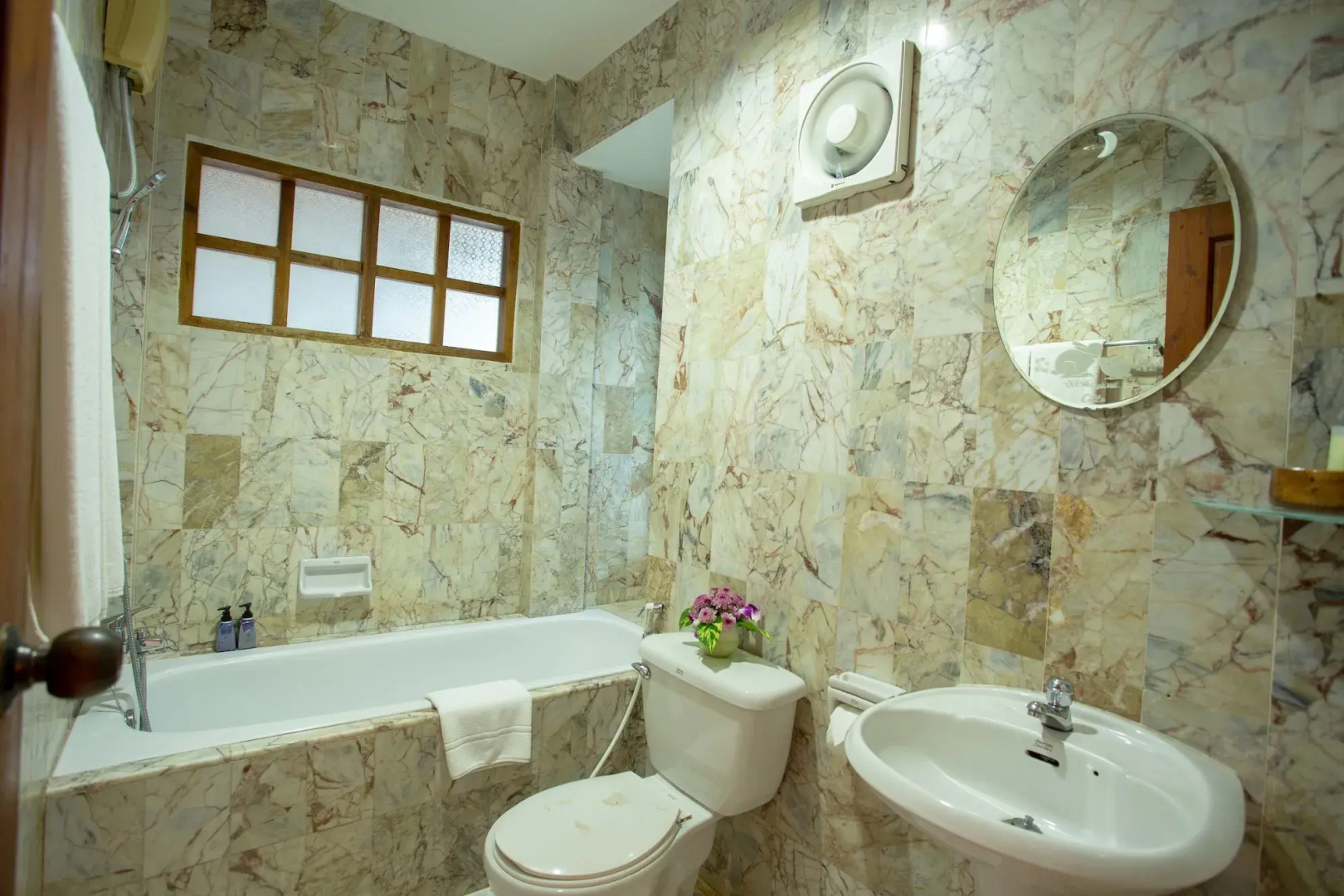 Bangtao Village Resort