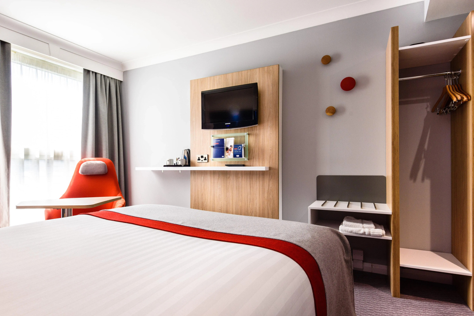 Holiday Inn Express Portsmouth - Gunwharf Quays by IHG