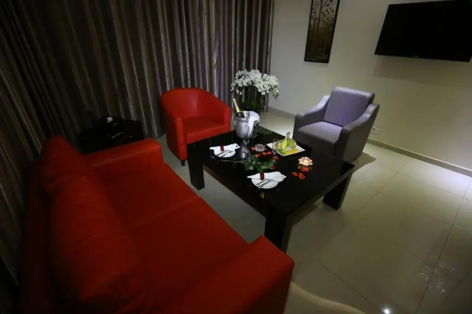 Jounieh Suites Hotel