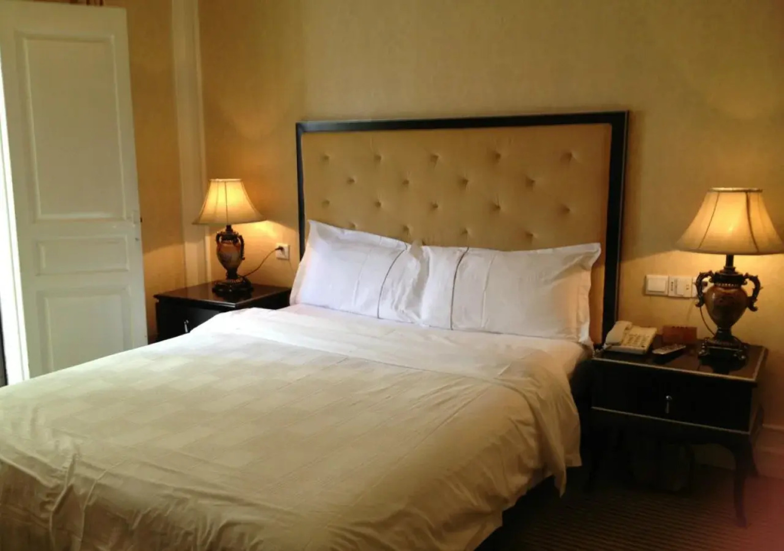 Manhattan Jinling Hotel