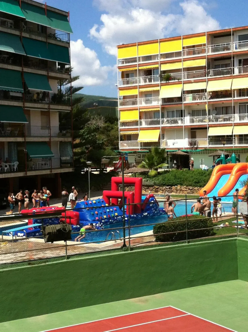 Oasis Close Barcelona Pool Tennis Beach