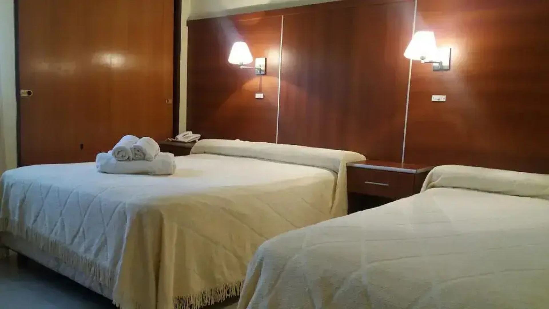 Grand City Hotel