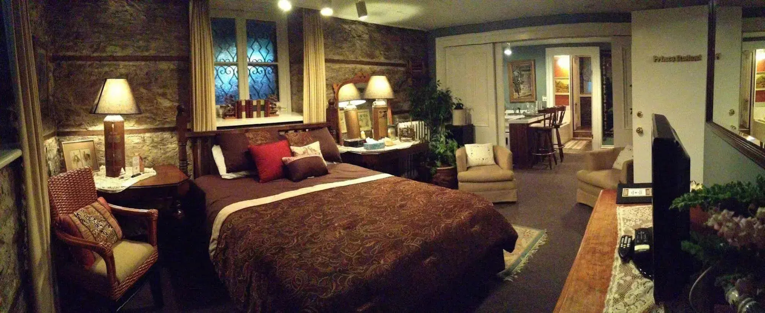Trinity House Inn
