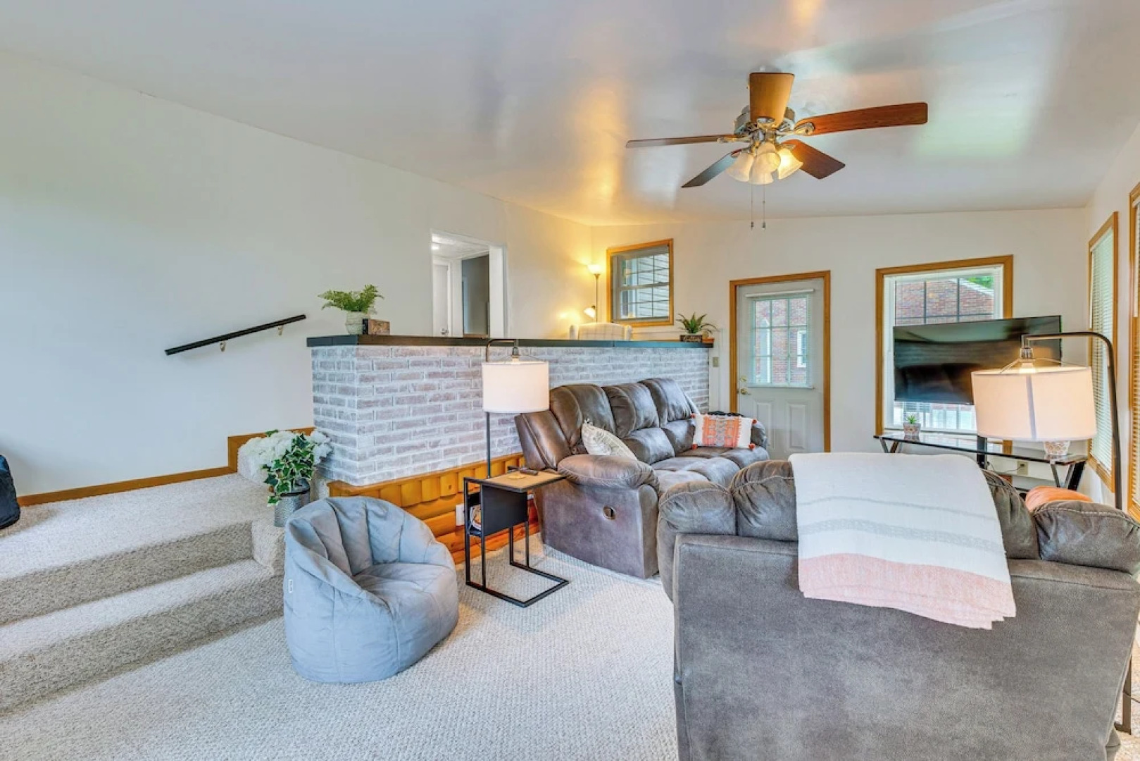 'the Shady Cottage' Millersburg Getaway w/ Deck