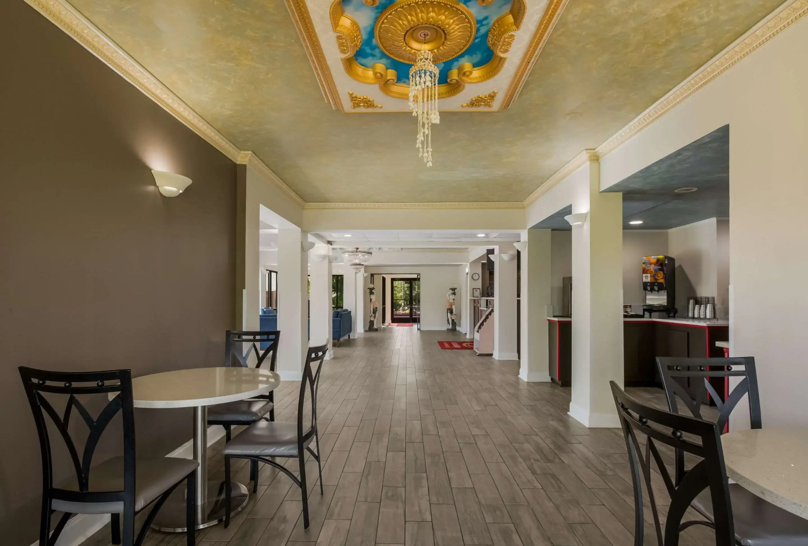 Econo Lodge Inn & Suites Diamondhead