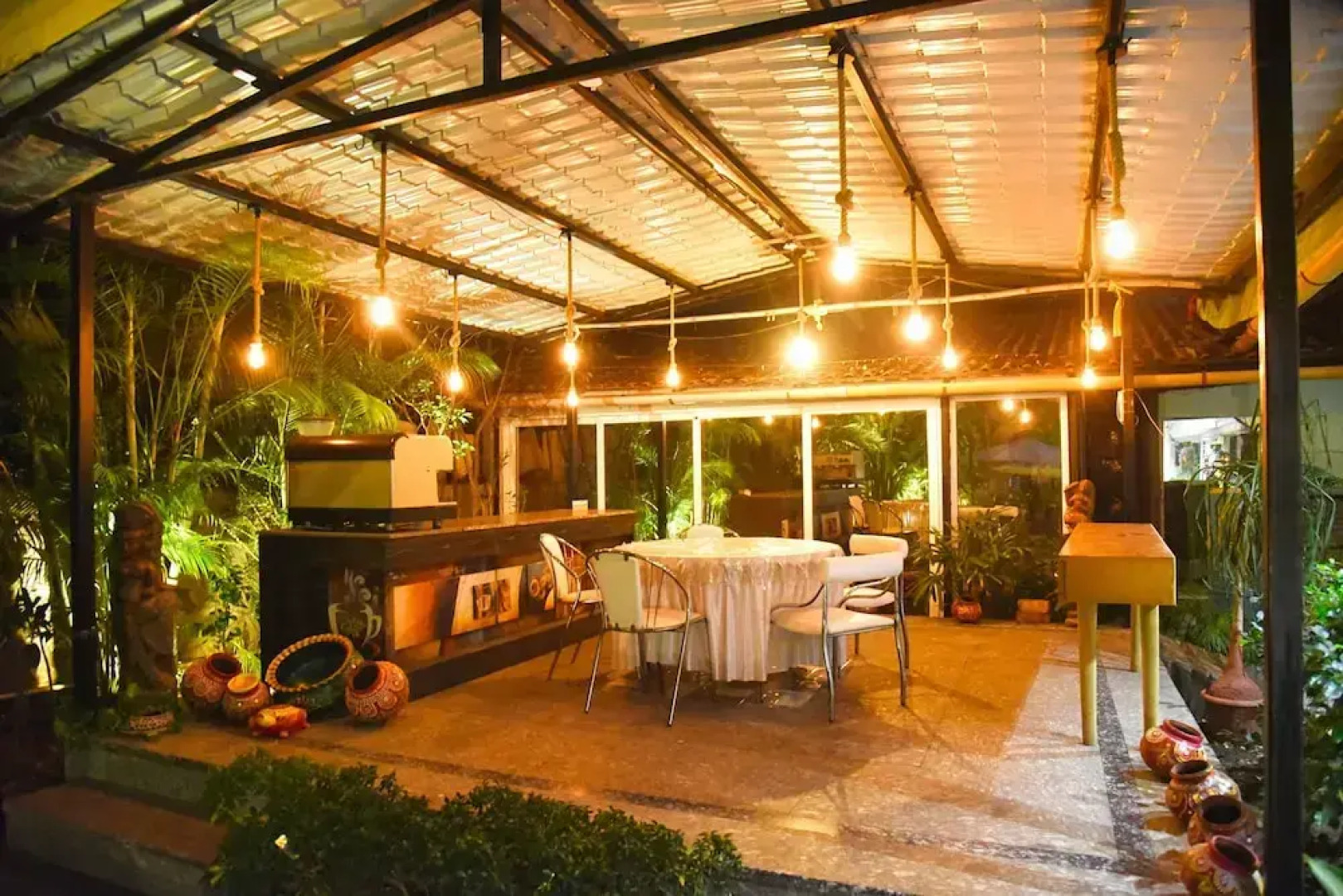 Royal Palms Luxury Rental Apartments