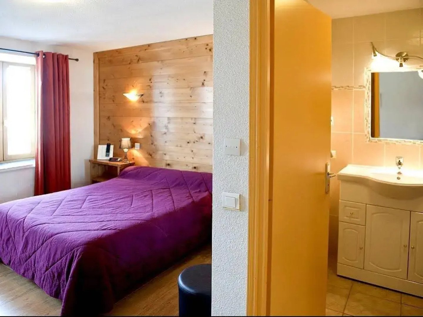 Hôtel Restaurant le Val d'Amby