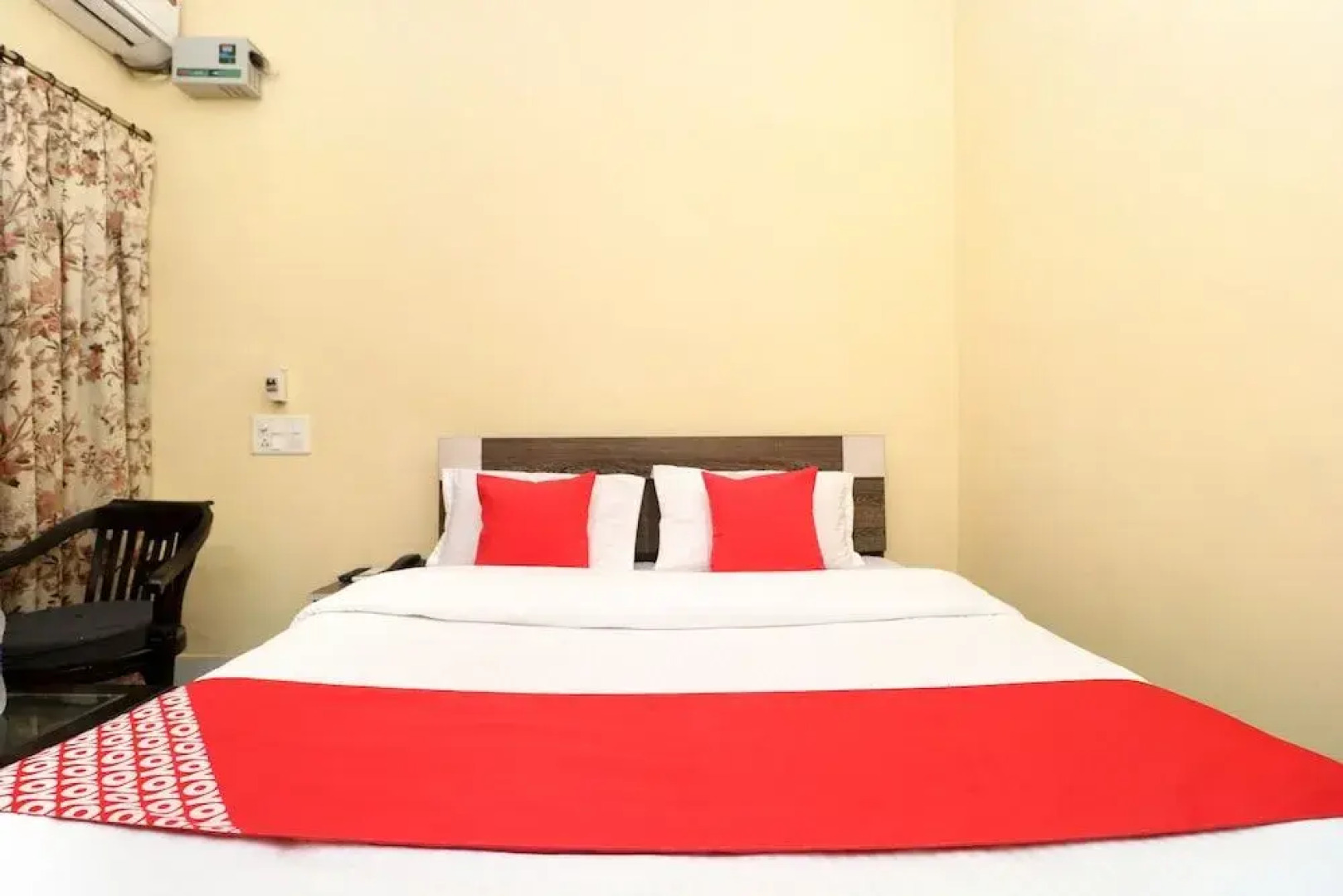 Oyo 30127 Hotel Sabina International
