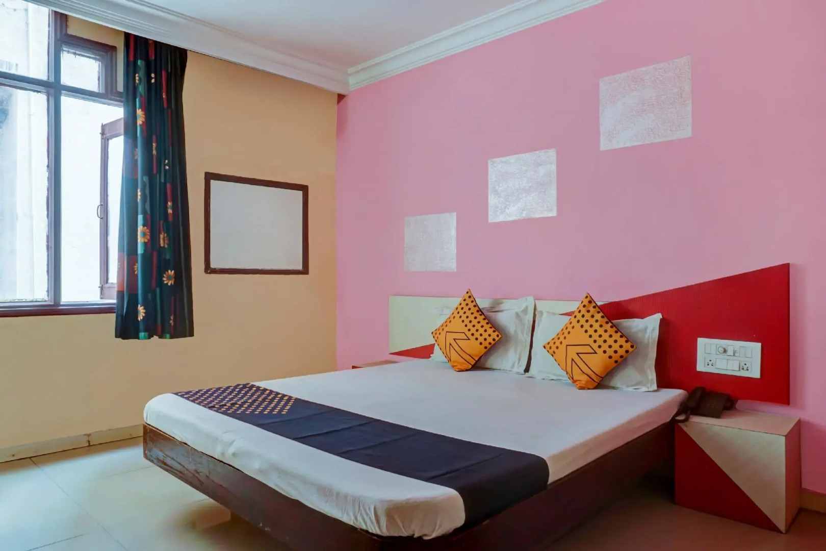 OYO 30503 Hotel Skylark