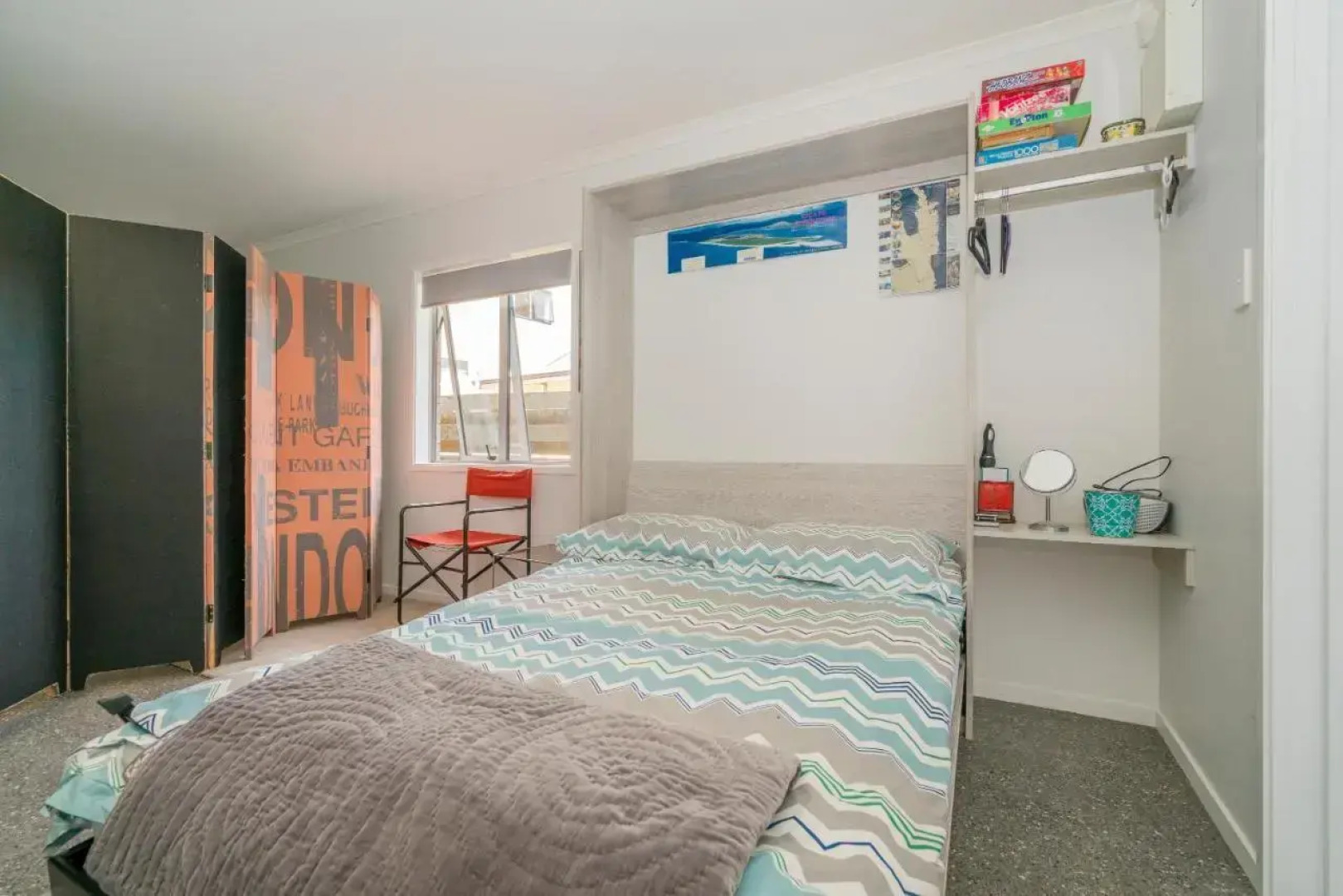 Rose's Beach Pad - Matarangi Holiday Home