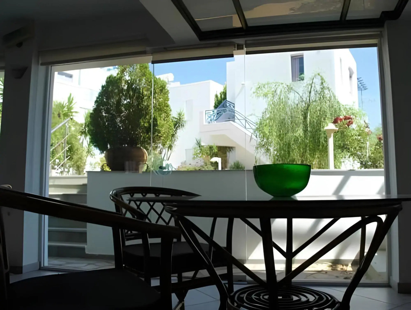 Cybele Suites & Apartments