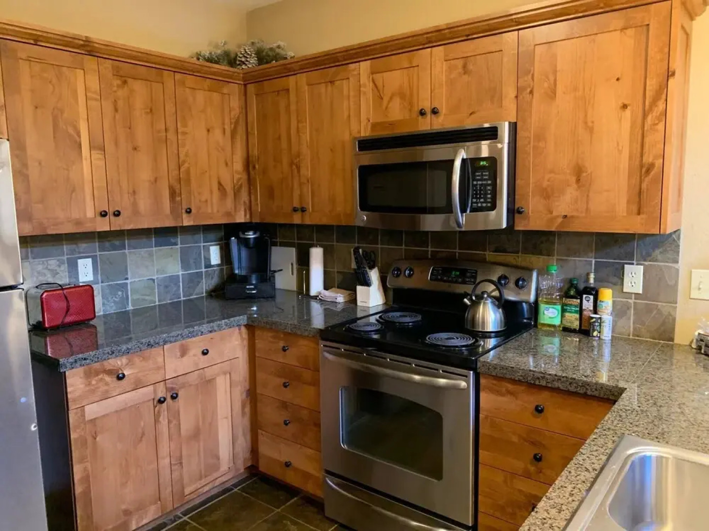 Spread Out In A Deluxe Suite En Suite Listed