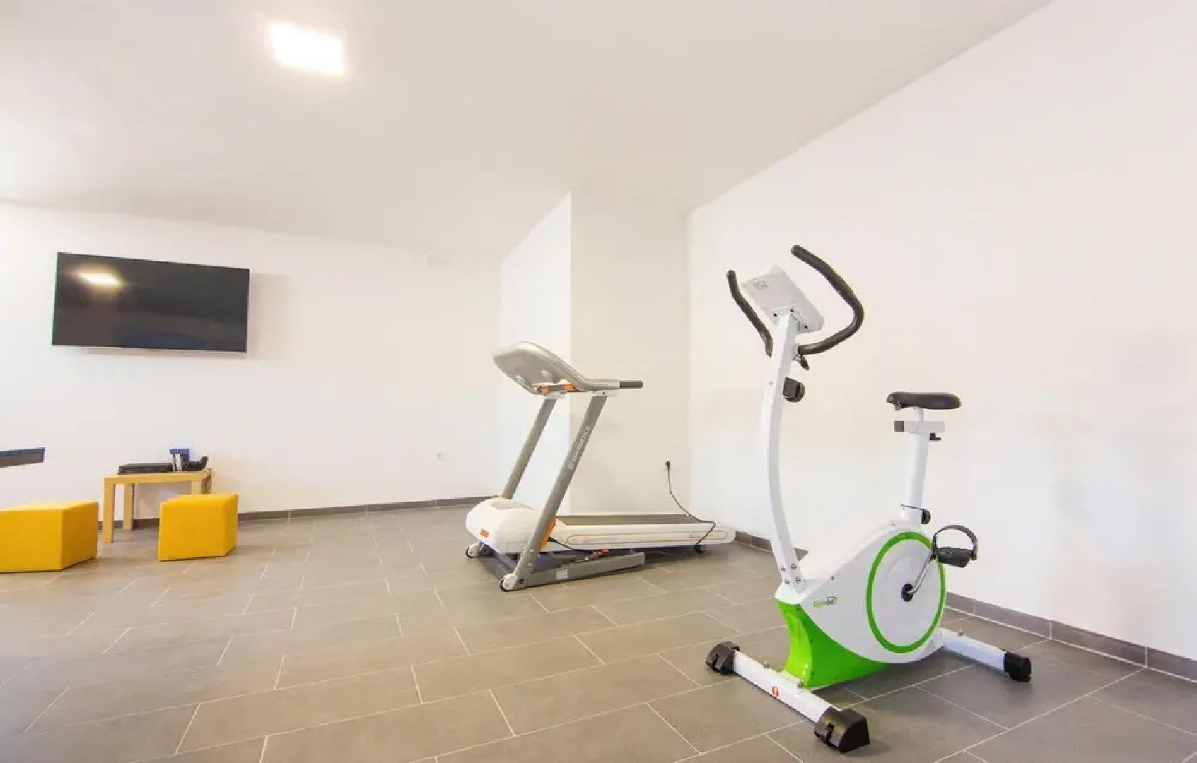 Awesome Home in Fazana With 4 Bedrooms, Wifi and Outdoor Swimming Pool