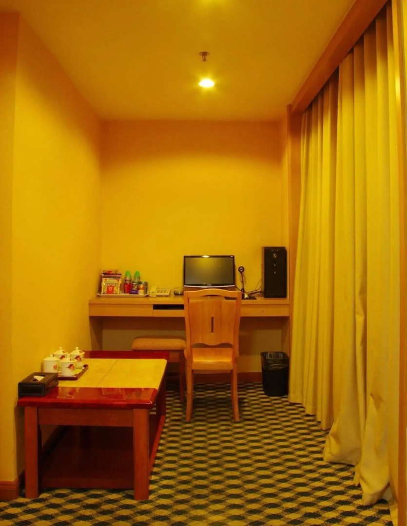 Hong Bao Fashion Hotel(Changan Vanke Wanda)