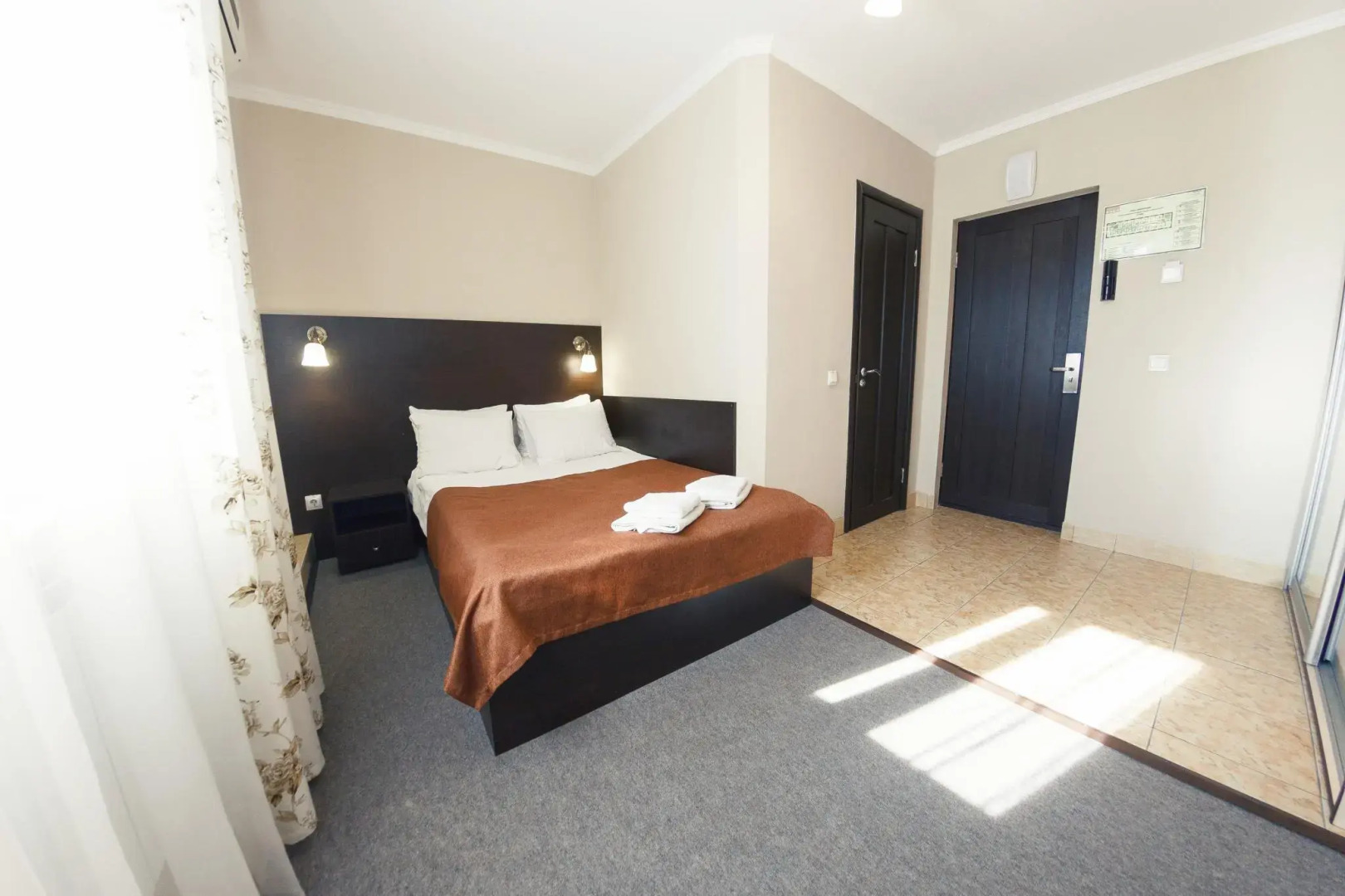 Гостиничный комплекс 7 и Я (2 корпус)