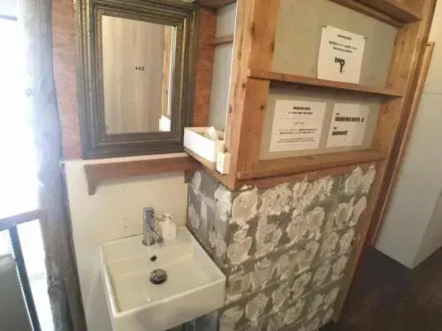 Guest House Golden Mile Hostel