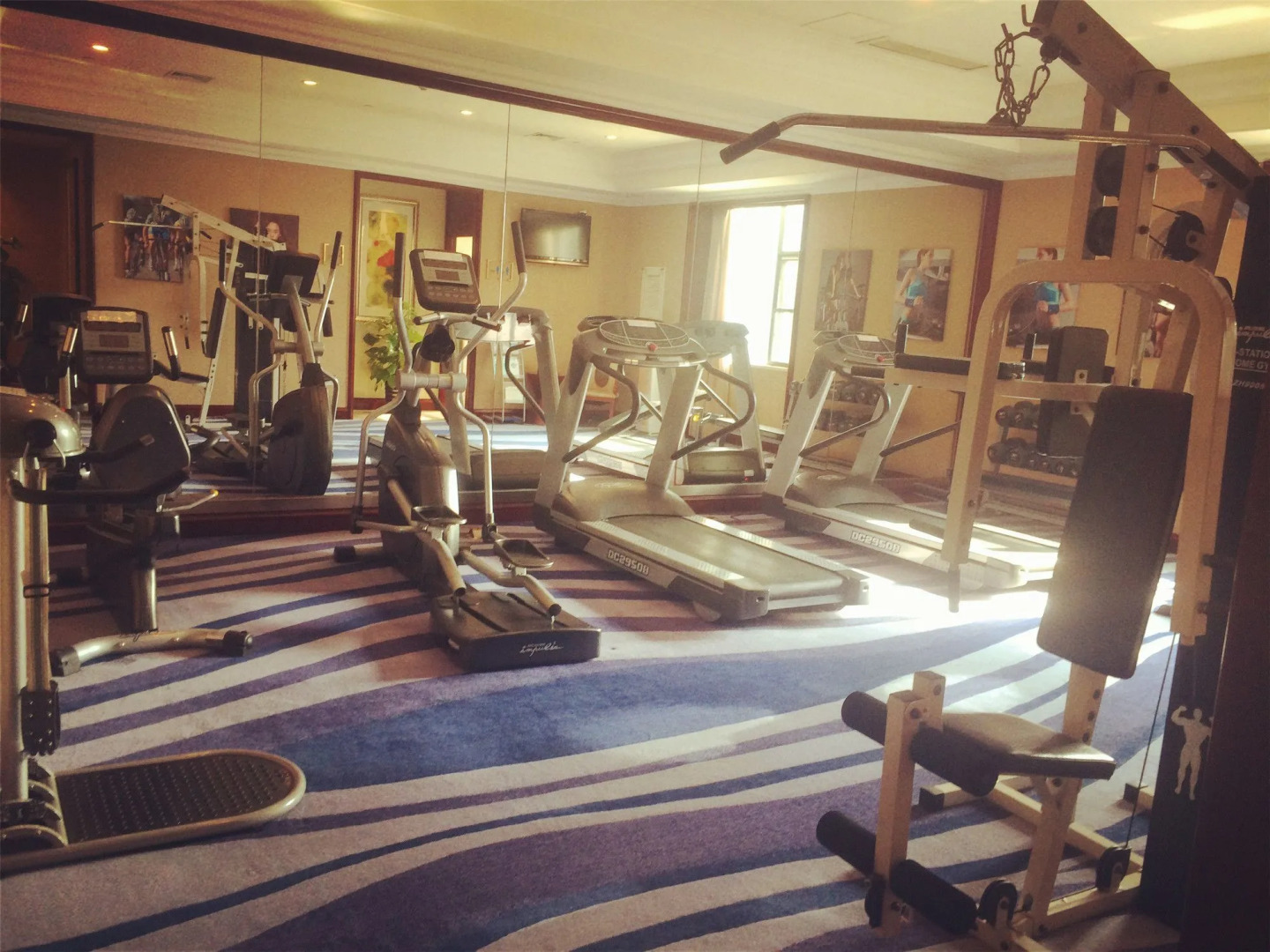 Yancheng Shuicheng Hotel