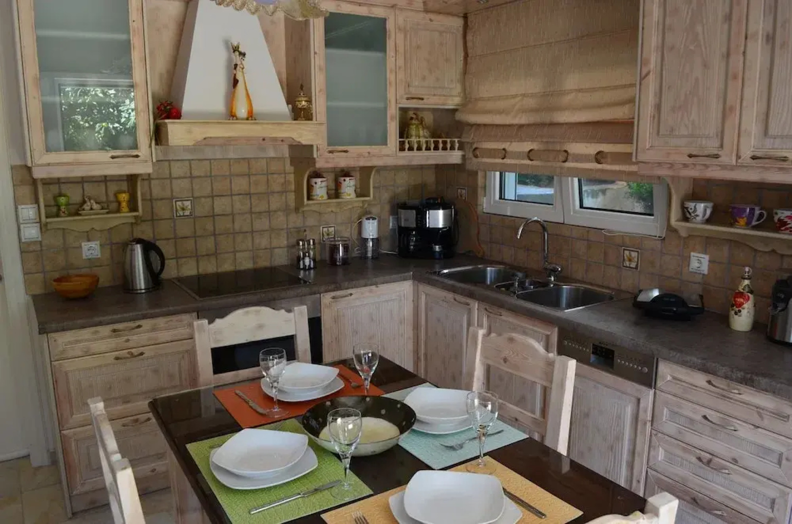 Blue Ark Aigeira Flat & Studio