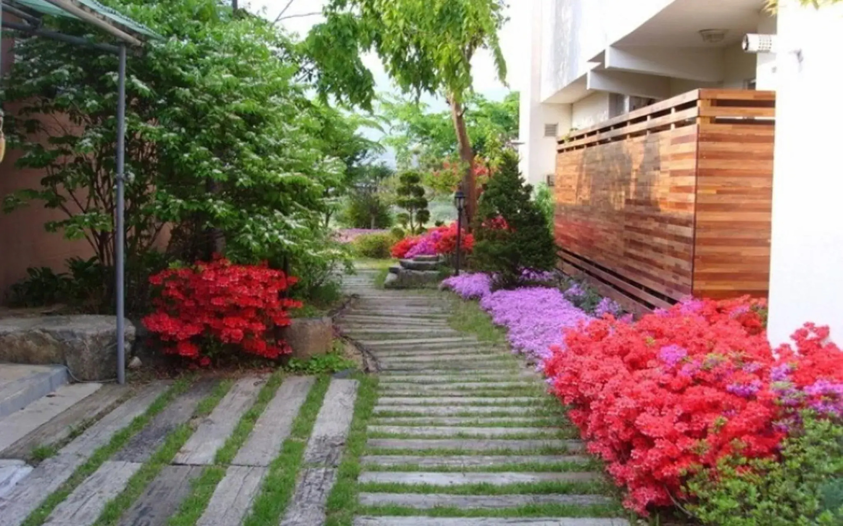 Yangpyeong Hayandohwaji Pension