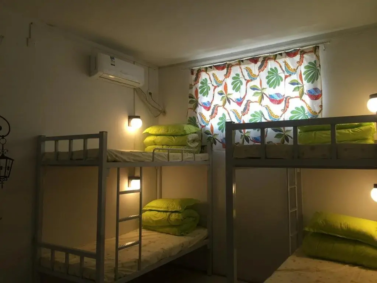 Lang Man Youth Hostel